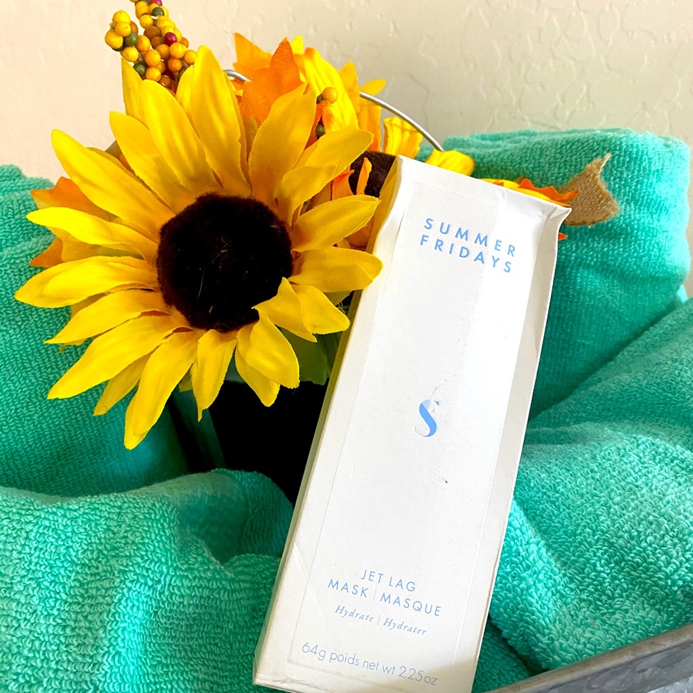 NEW! Summer Fridays Jet Lag Mask !